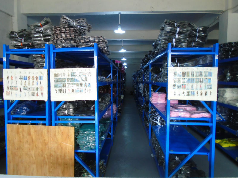 Shaoxing Zhenlei Textile Co., Ltd. ligne de production du fabricant